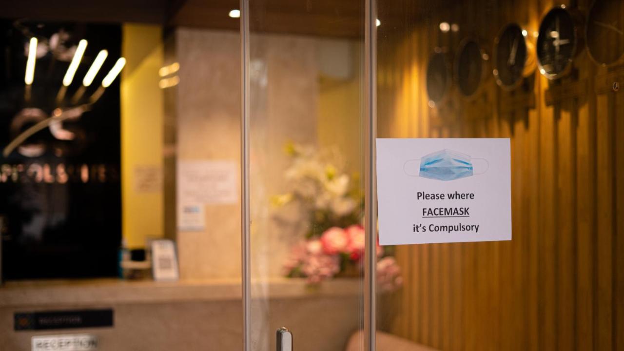 Kvr Capitol Suites Vidzsajavádá Kültér fotó